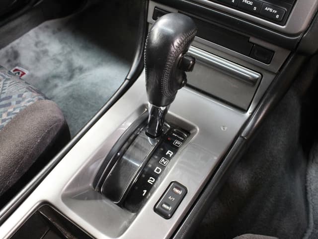 1997 Nissan Stagea JDM car for sale — photo 14 of 25