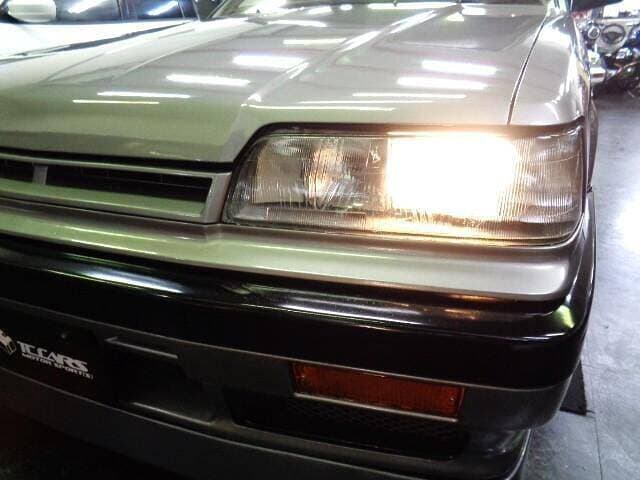 1987 Nissan Skyline JDM car for sale — photo 9 of 12