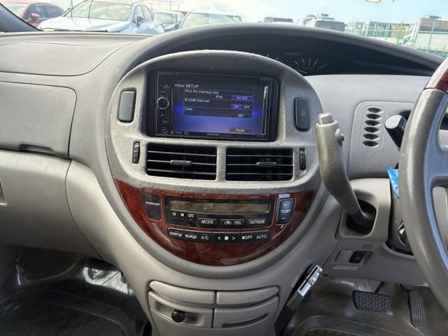 2002 Toyota Estima JDM car for sale — photo 6 of 24