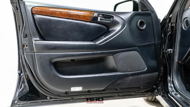 2000 Toyota Aristo JDM car for sale — photo 17 of 25