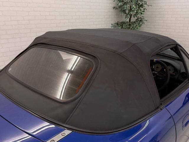 2000 Mazda Roadster (Eunos Roadster / MX-5) JDM car for sale — photo 13 of 17