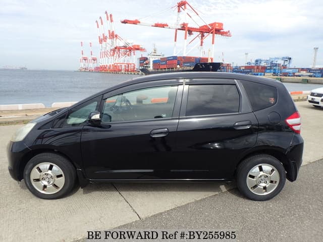 2010 Honda Fit JDM car for sale — photo 2 of 25