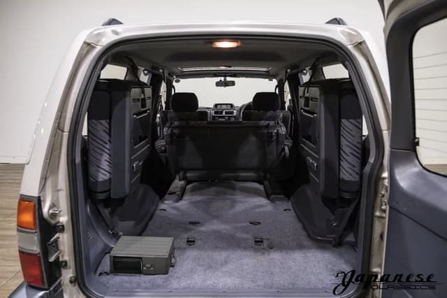 1996 Toyota Land Cruiser JDM car for sale — photo 22 of 25