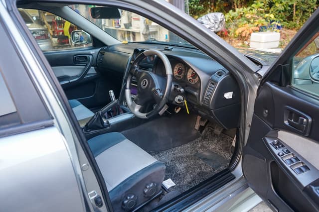 2000 Nissan Skyline JDM car for sale — photo 11 of 24