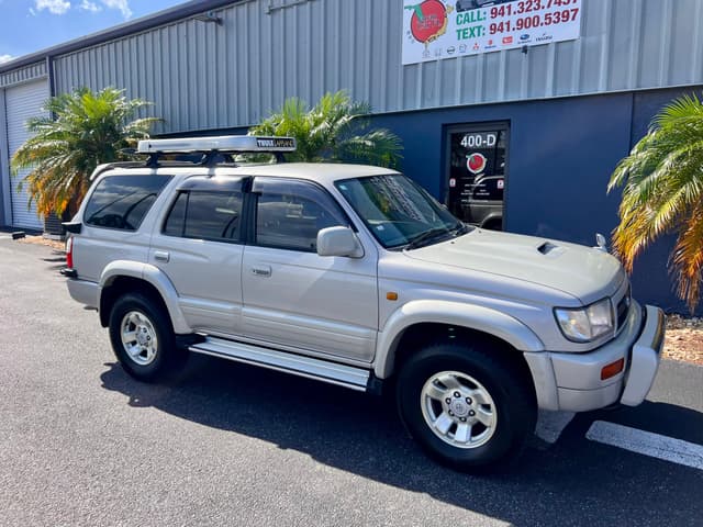 1996 Toyota Hilux Surf JDM car for sale — photo 21 of 23