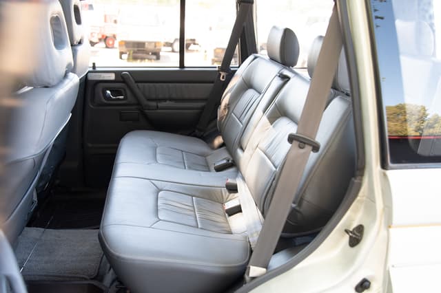 1994 Mitsubishi Pajero JDM car for sale — photo 12 of 15