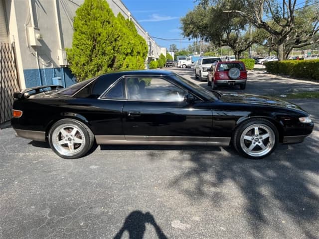 1991 Mazda Cosmo JDM car for sale — photo 8 of 17