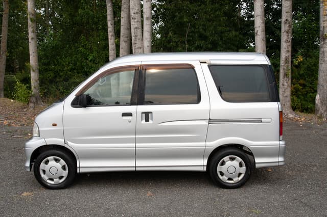 2001 Daihatsu Atrai JDM car for sale — photo 8 of 15