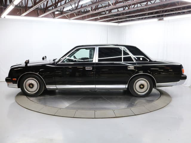 1997 Toyota Century JDM car for sale — photo 4 of 25