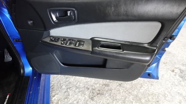 2001 Nissan Skyline JDM car for sale — photo 20 of 24