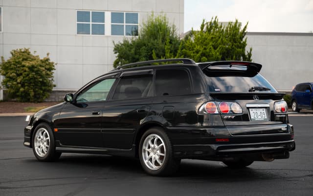 1996 Toyota Caldina JDM car for sale — photo 6 of 11