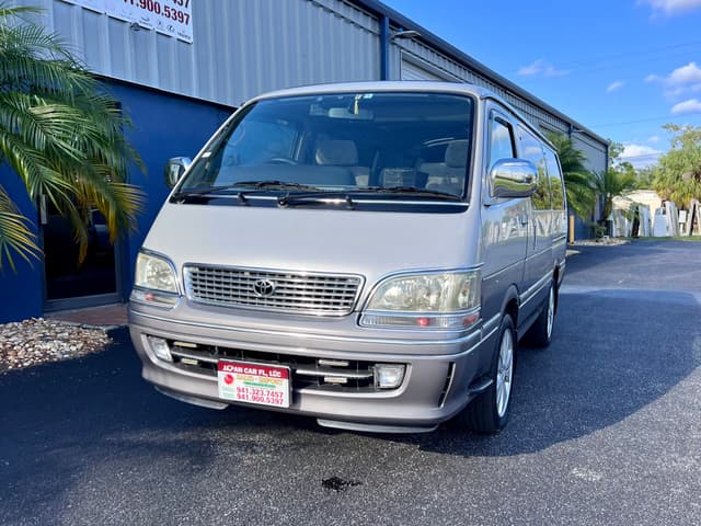 1996 Toyota HiAce JDM car for sale — photo 2 of 22