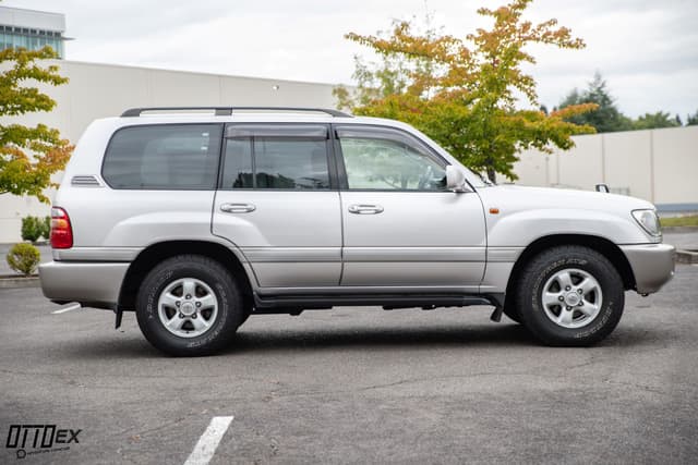 2001 Toyota Land Cruiser JDM car for sale — photo 16 of 25