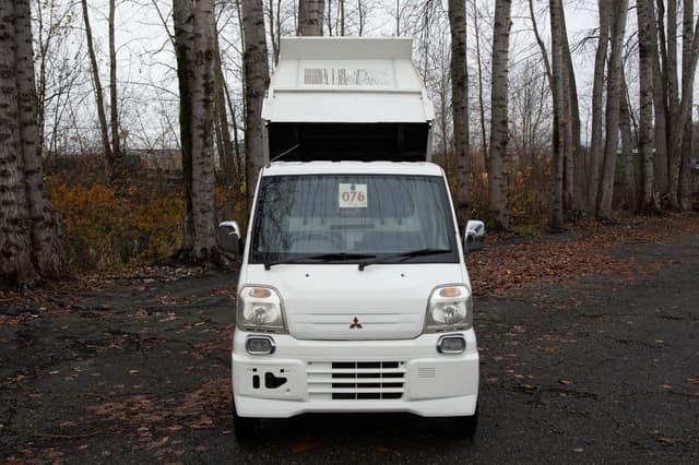1999 Mitsubishi Minicab JDM car for sale — photo 3 of 18