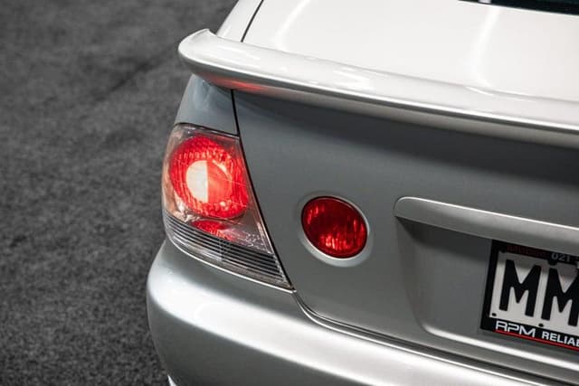 1999 Toyota Altezza JDM car for sale — photo 5 of 16