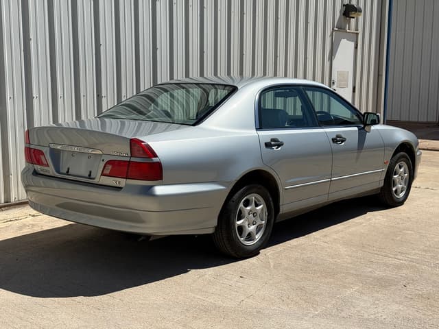 1997 Mitsubishi Diamante JDM car for sale — photo 3 of 23