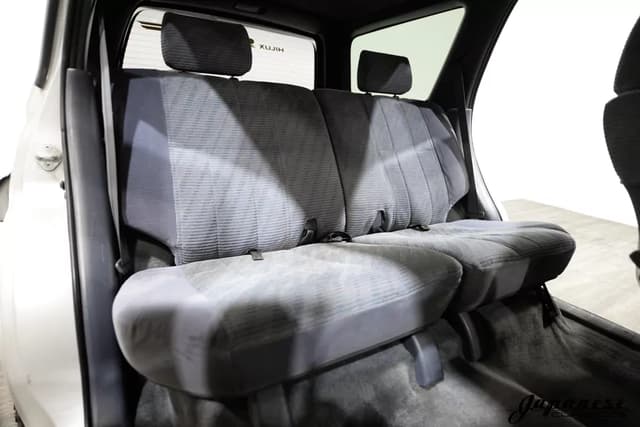 1996 Toyota Hilux JDM car for sale — photo 17 of 25