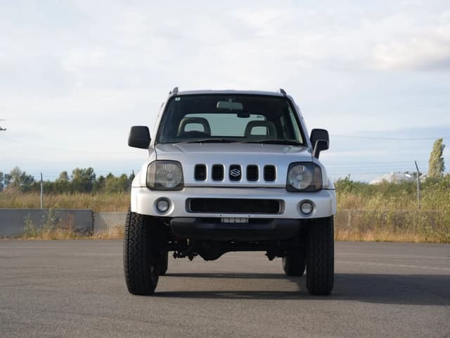 1998 Suzuki Jimny JDM car for sale — photo 7 of 25