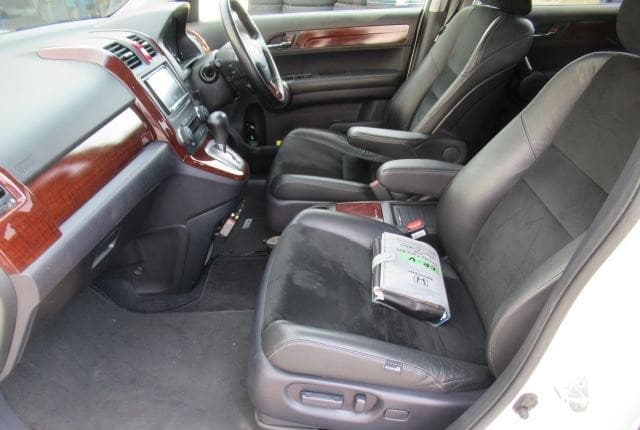 2010 Honda CR-V JDM car for sale — photo 10 of 25