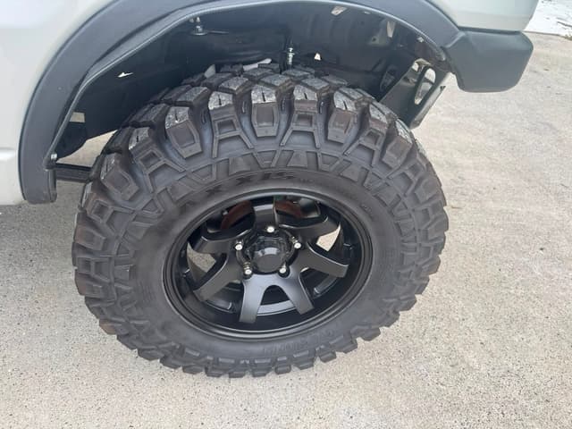 1992 Suzuki Jimny JDM car for sale — photo 8 of 10