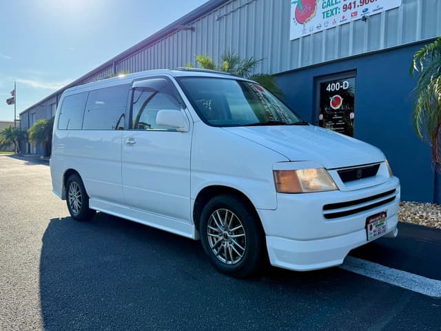 1997 Honda Stepwagon JDM car for sale — photo 8 of 22