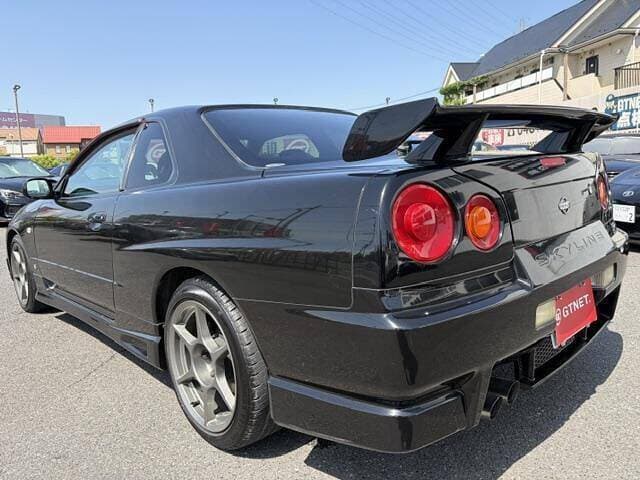 1998 Nissan Skyline JDM car for sale — photo 6 of 12
