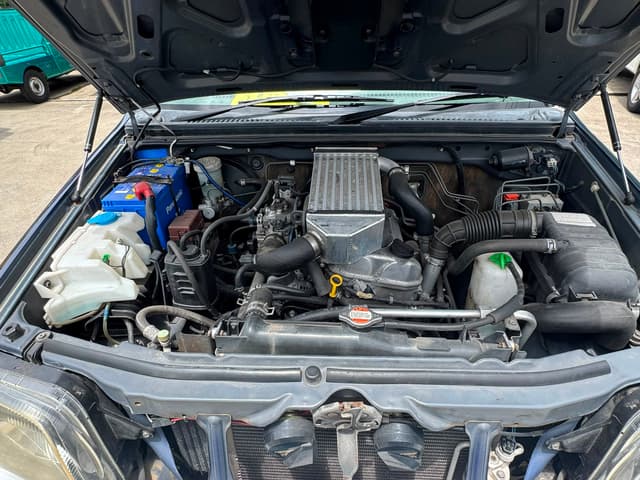 2000 Suzuki Jimny JDM car for sale — photo 14 of 16