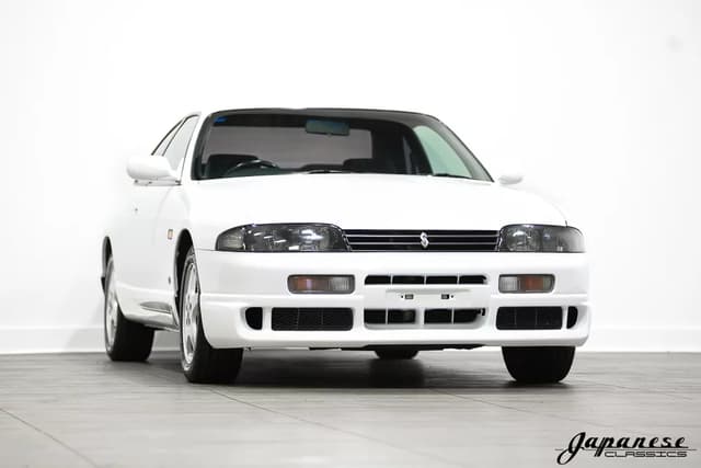 1995 Nissan Skyline JDM car for sale — photo 3 of 25