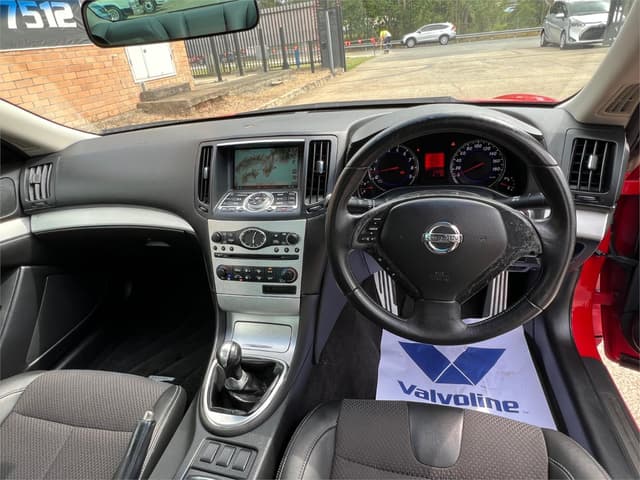 2009 Nissan Skyline JDM car for sale — photo 12 of 15