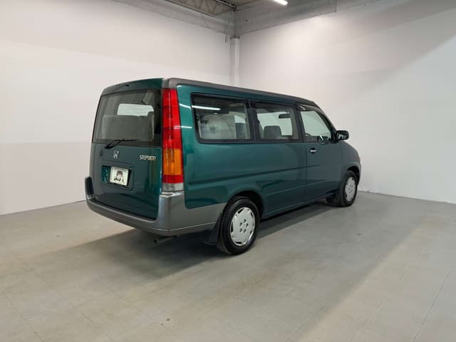 1996 Honda Stepwagon JDM car for sale — photo 13 of 25