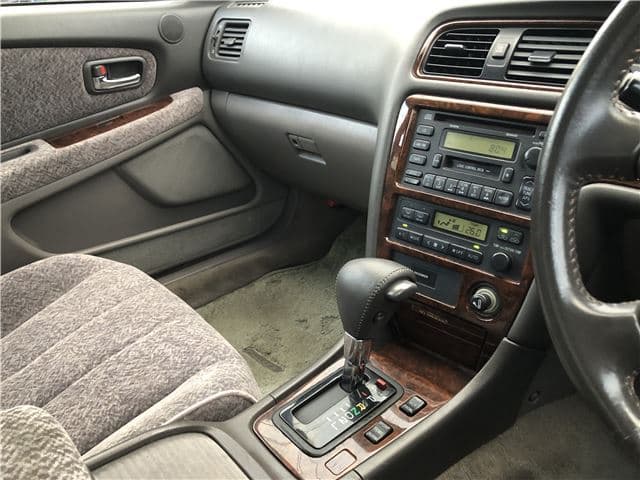 1998 Toyota Chaser JDM car for sale — photo 21 of 25