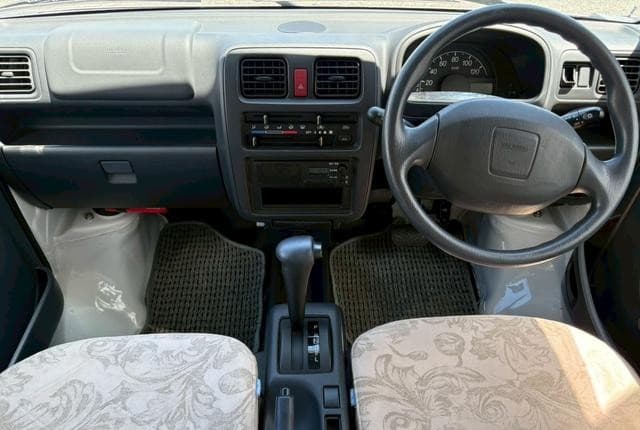 2009 Mazda Scrum JDM car for sale — photo 2 of 25