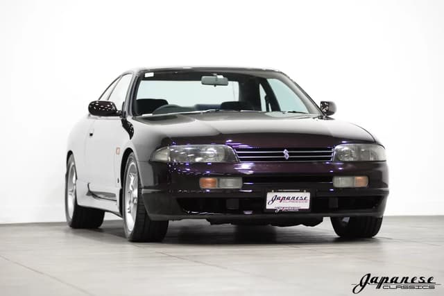 1993 Nissan Skyline JDM car for sale — photo 3 of 25