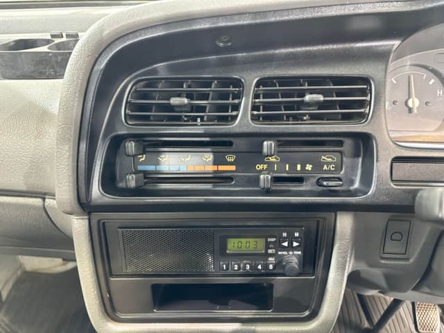 1998 Suzuki Carry JDM car for sale — photo 13 of 25