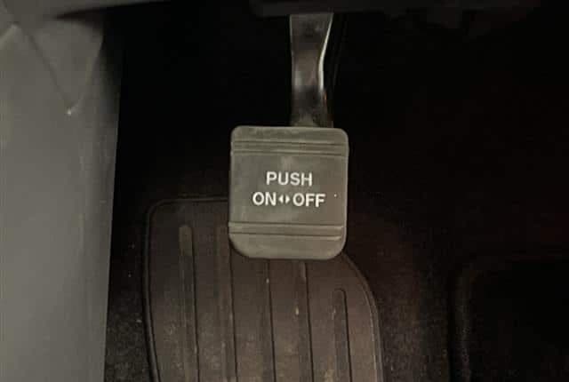 2011 Toyota Prius JDM car for sale — photo 25 of 25