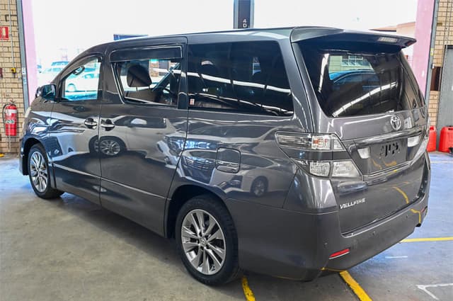 2011 Toyota Vellfire JDM car for sale — photo 7 of 10