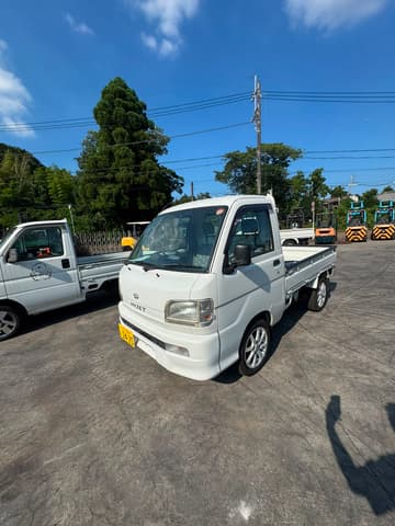 2001 Daihatsu Hijet JDM car for sale — photo 2 of 13