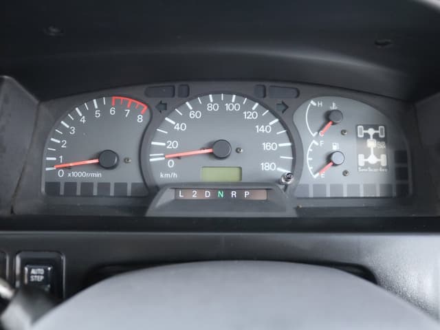 1997 Mitsubishi Delica JDM car for sale — photo 11 of 25