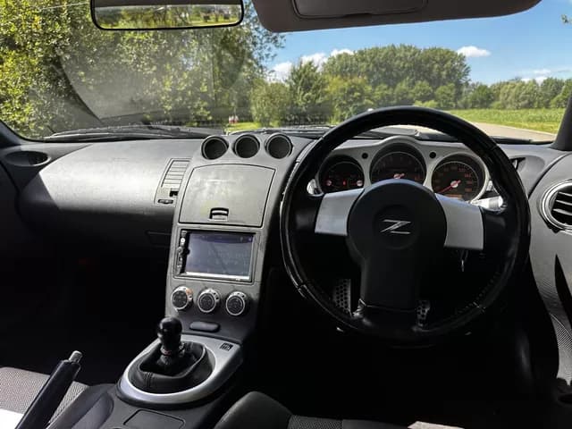 2008 Nissan Fairlady Z JDM car for sale — photo 8 of 24