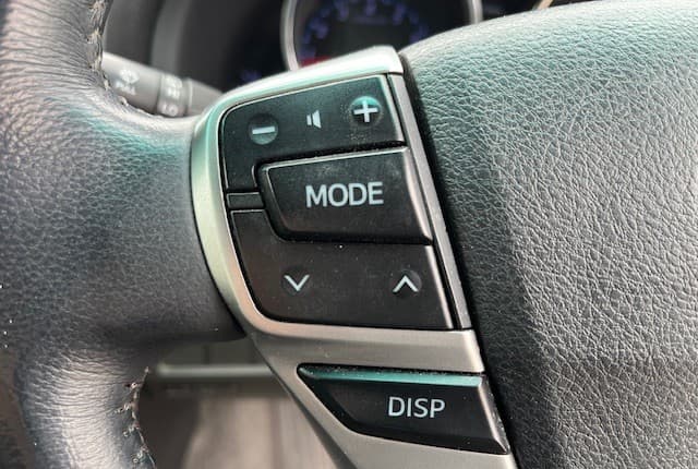 2010 Toyota Mark X JDM car for sale — photo 14 of 25
