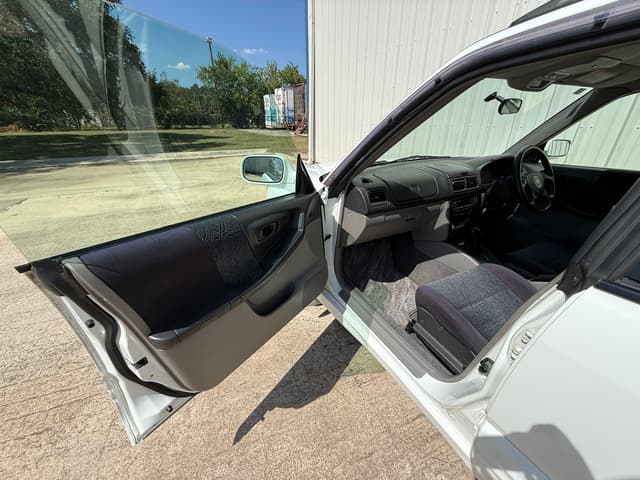 2000 Subaru Forester JDM car for sale — photo 9 of 21