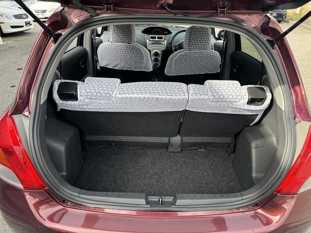 2009 Toyota Vitz JDM car for sale — photo 15 of 19