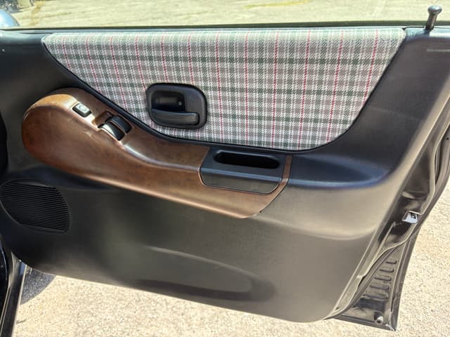 1997 Mitsubishi Toppo JDM car for sale — photo 10 of 10