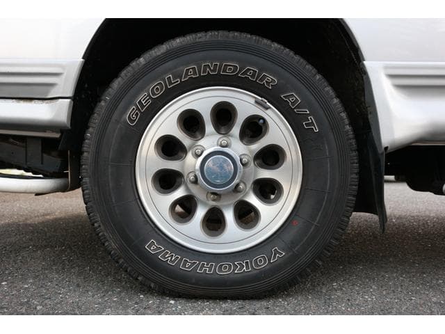 1992 Mitsubishi Delica JDM car for sale — photo 11 of 25