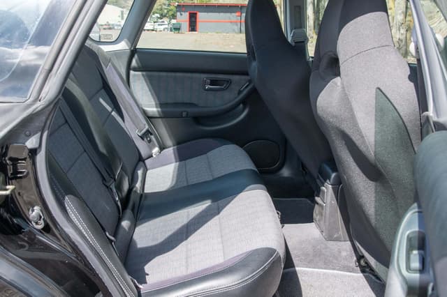2000 Subaru Legacy JDM car for sale — photo 15 of 20