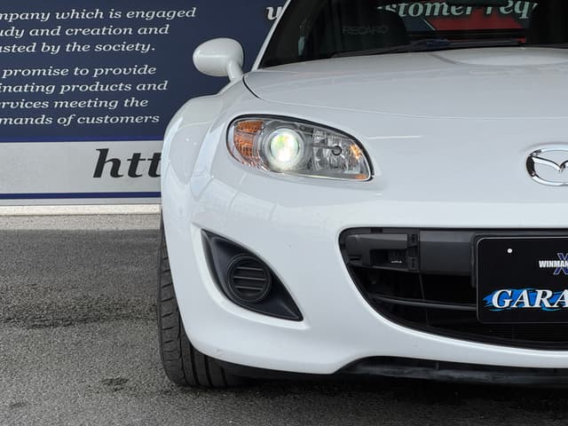 2011 Mazda Roadster (Eunos Roadster / MX-5) JDM car for sale — photo 17 of 25