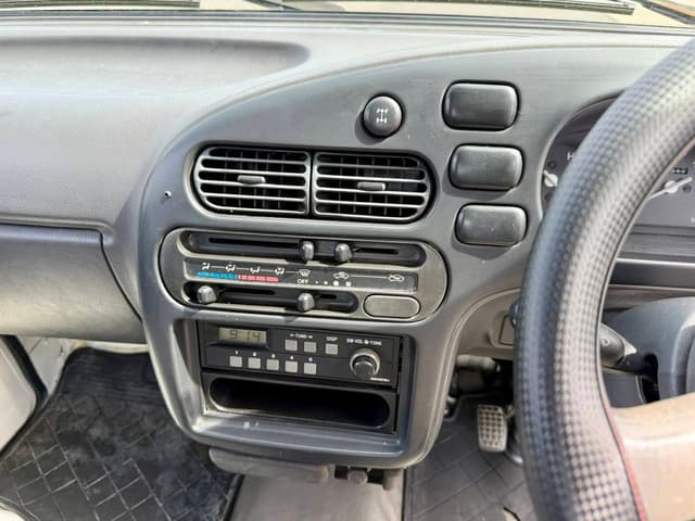 1997 Daihatsu Hijet JDM car for sale — photo 20 of 25