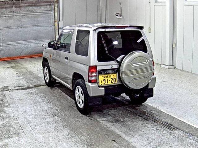 1998 Mitsubishi Pajero Mini JDM car for sale — photo 5 of 7