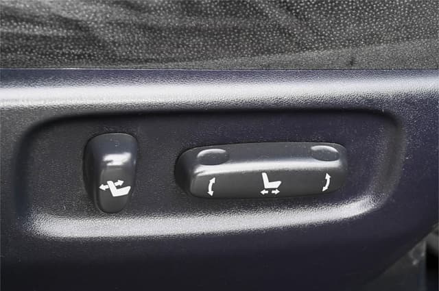 2011 Toyota Vellfire JDM car for sale — photo 19 of 25