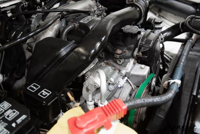 1998 Toyota Hilux Surf JDM car for sale — photo 25 of 25